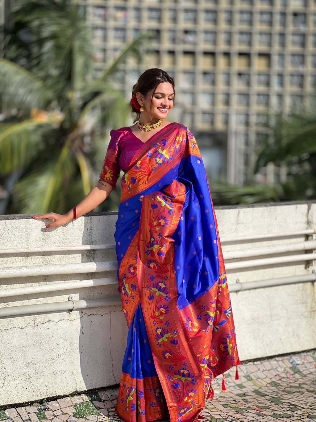 Vedant Vastram Soft Litchi Silk Paithani Jacquard Saree - Blue