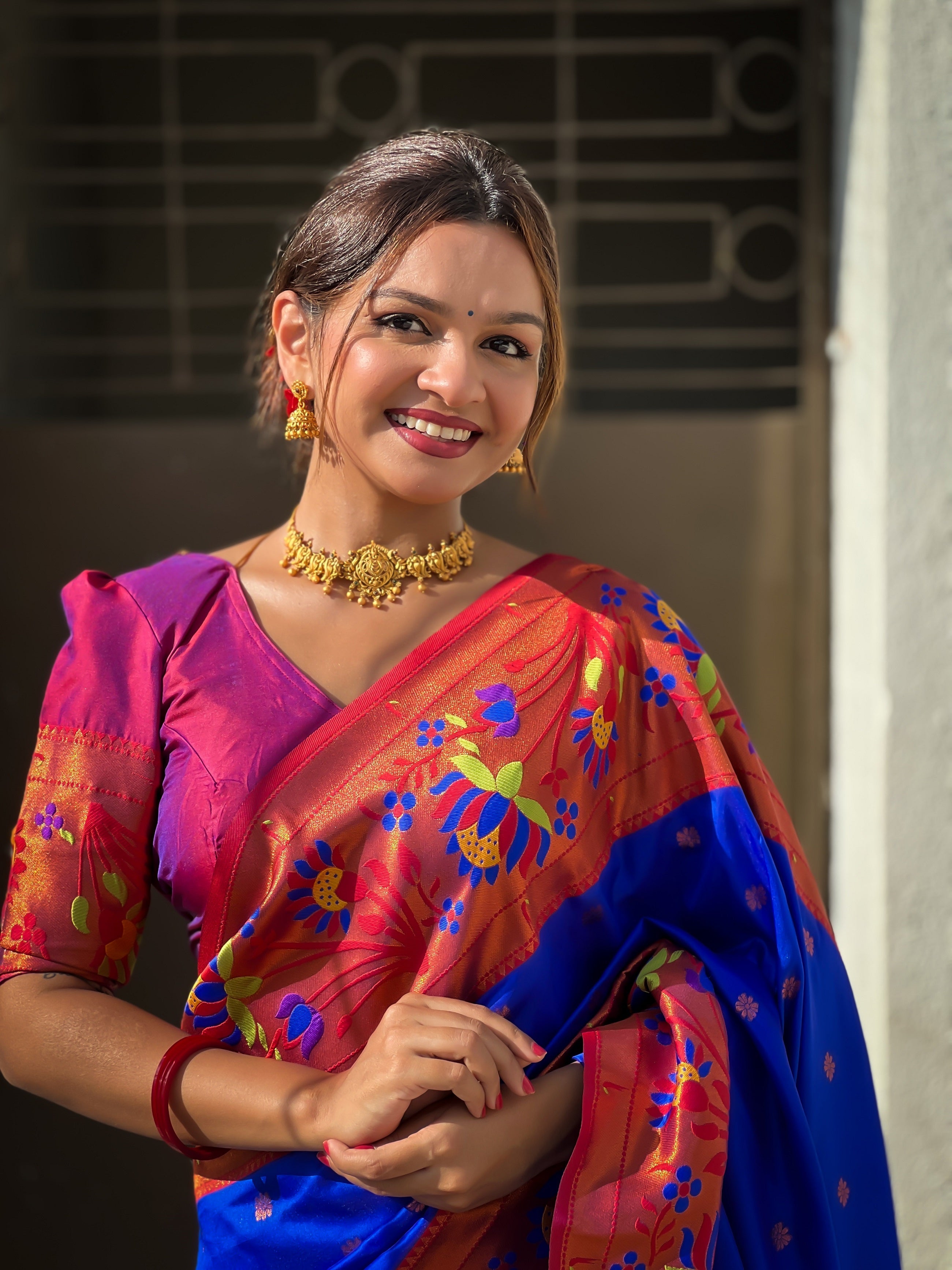 Vedant Vastram Soft Litchi Silk Paithani Jacquard Saree - Blue