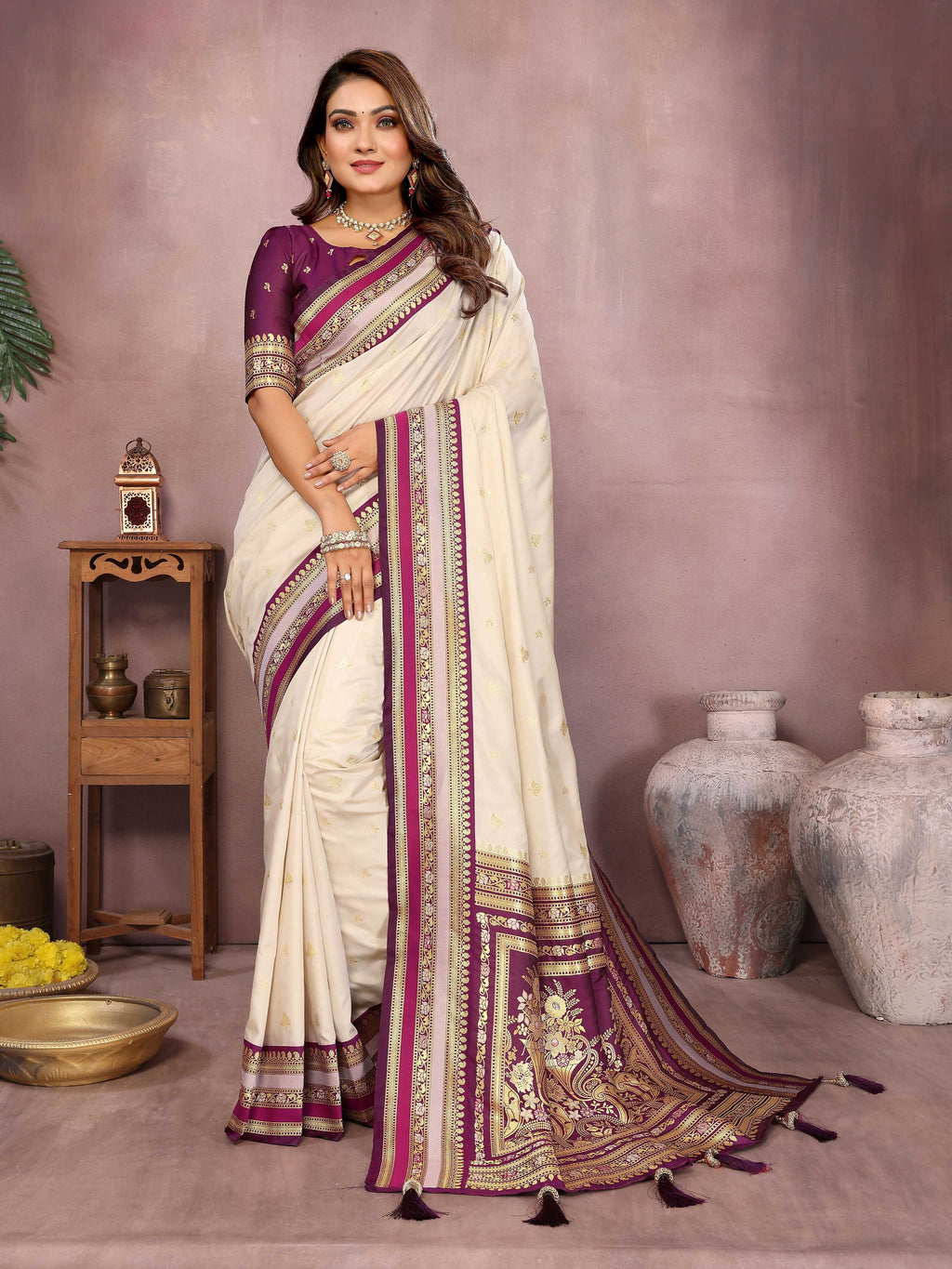 Aastha Fashion Cream Kalamkari Silk Weaving Saree