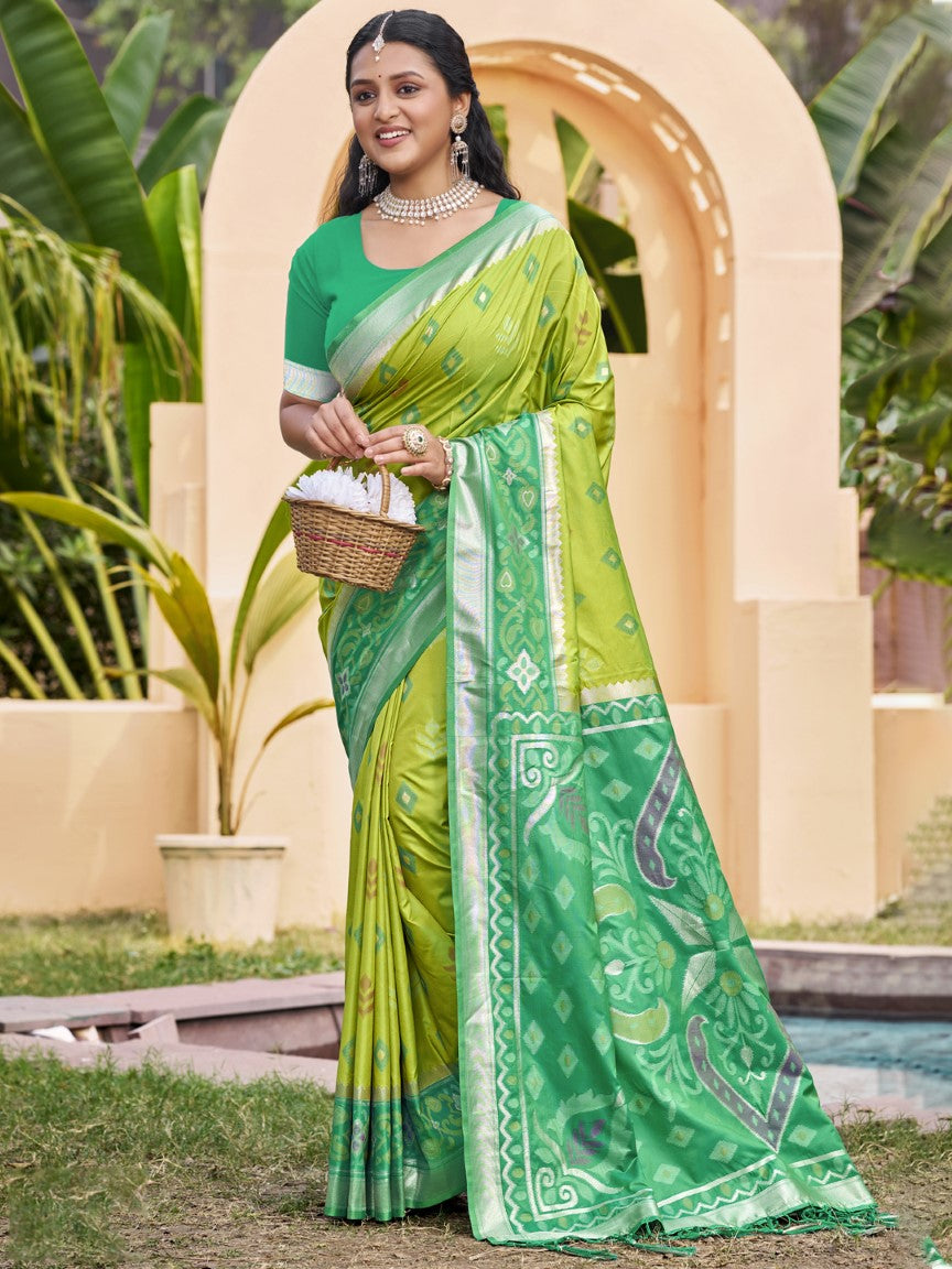 Anaita Green Silk Saree With Blouse Piece