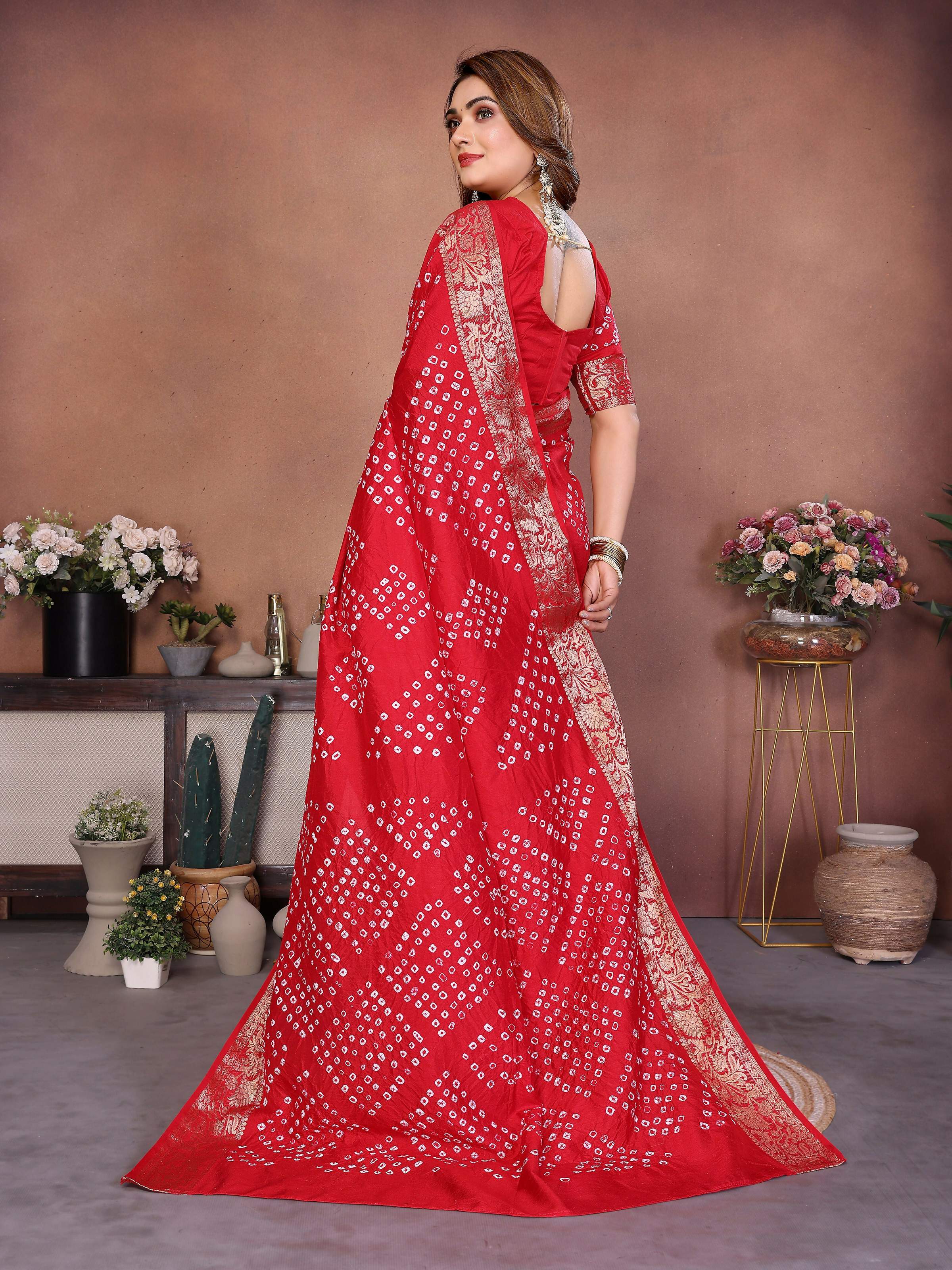 Aastha Fashion Red Pure Dola Silk Handmade Original Bandhej Saree