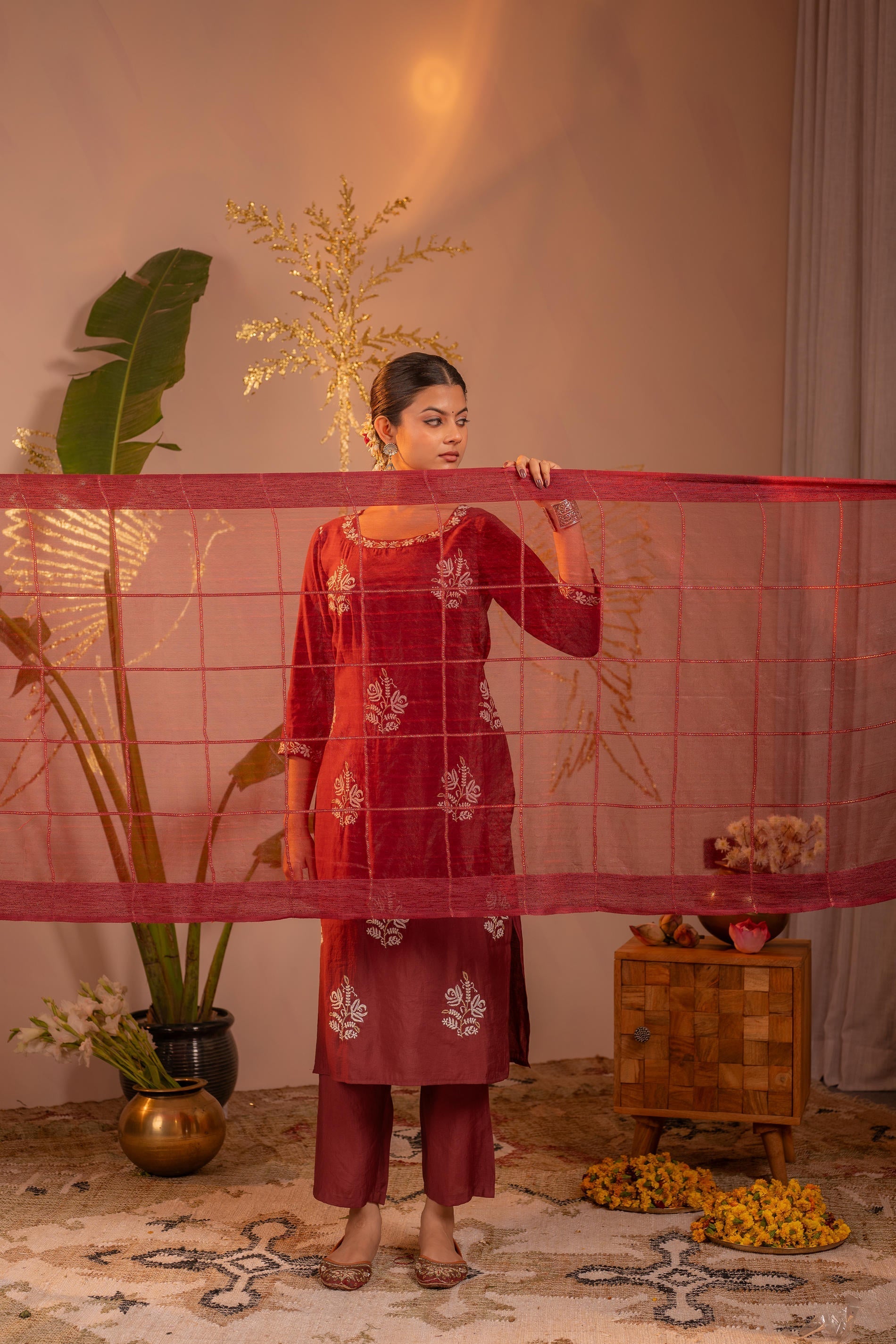 Juniper Rosegold Blossom -Pinted Kurta Pant And Dupatta Set