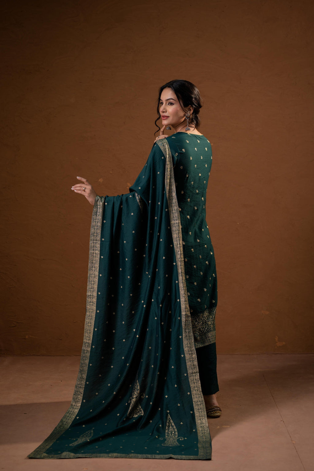 Juniper Green Foil-Print Straight Kurta Set With Pant & Ornate Dupatta