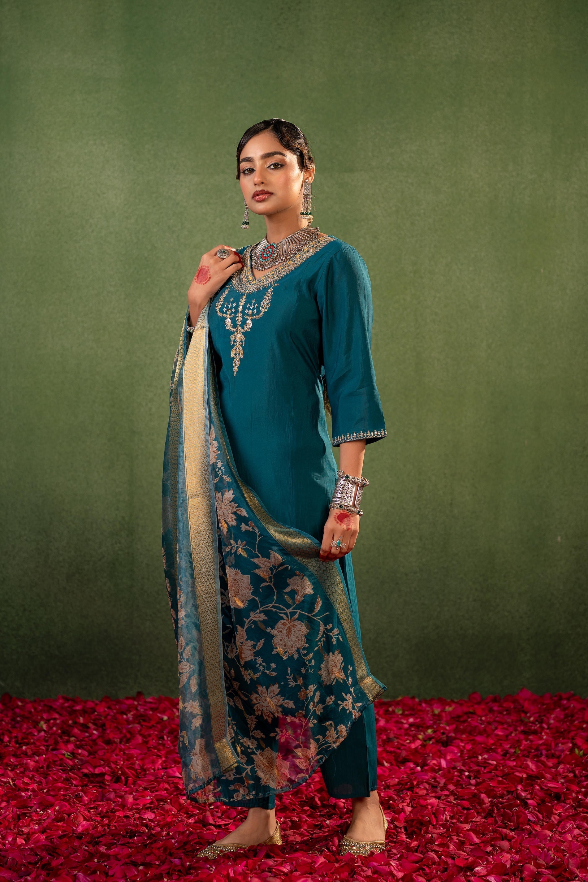 Juniper Green Floral Embroidered Kurta Set With Jacquard Dupatta