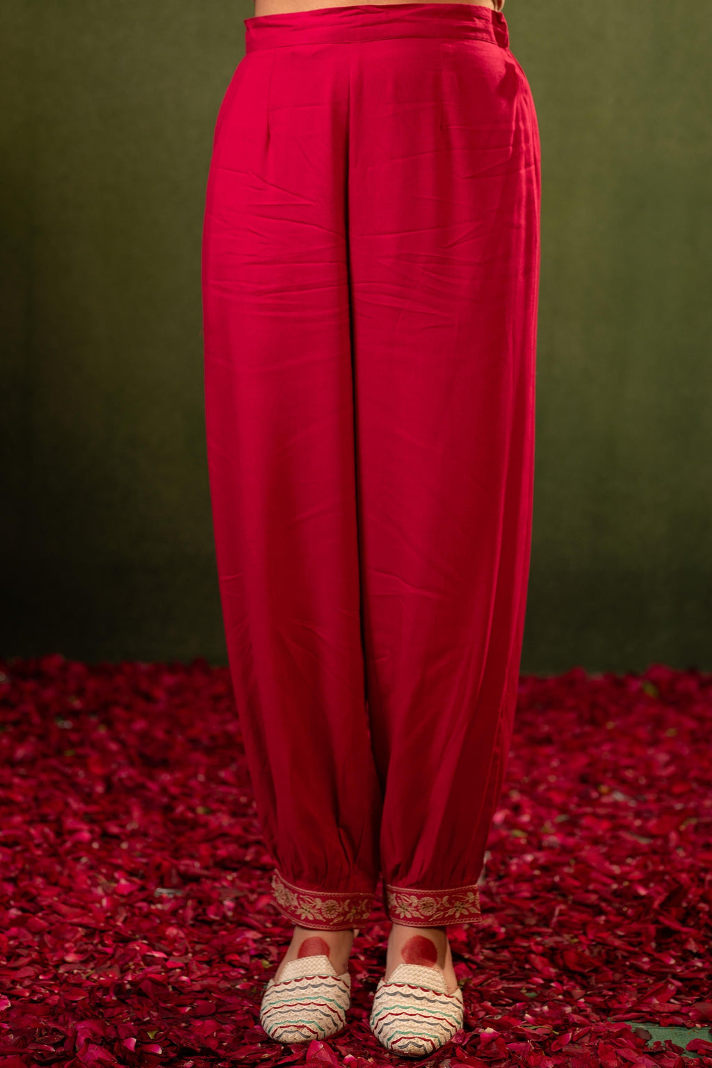 Juniper Laal Gulnaar Heritage Embroidered Kurta Set