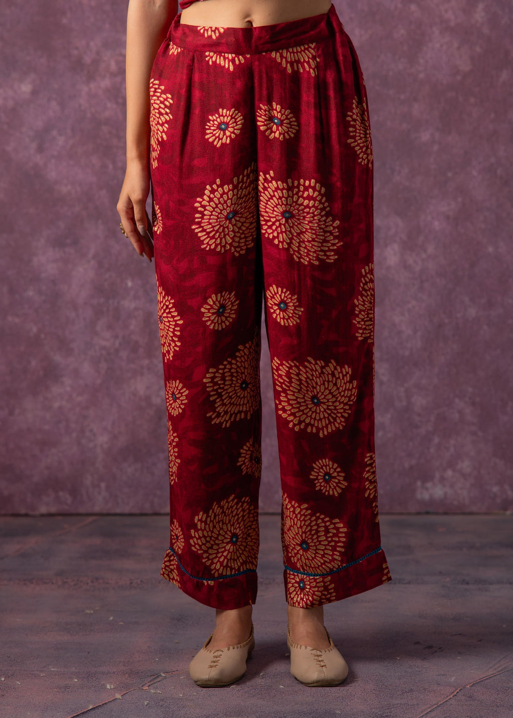 Juniper Women's Fuchsia Floral Printed Kurta With Pant Set