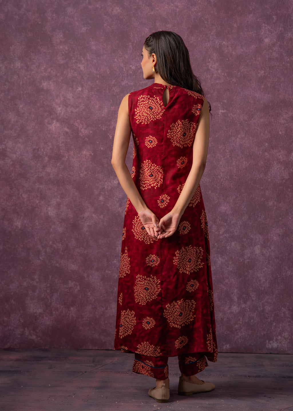 Juniper Women's Fuchsia Floral Printed Kurta With Pant Set
