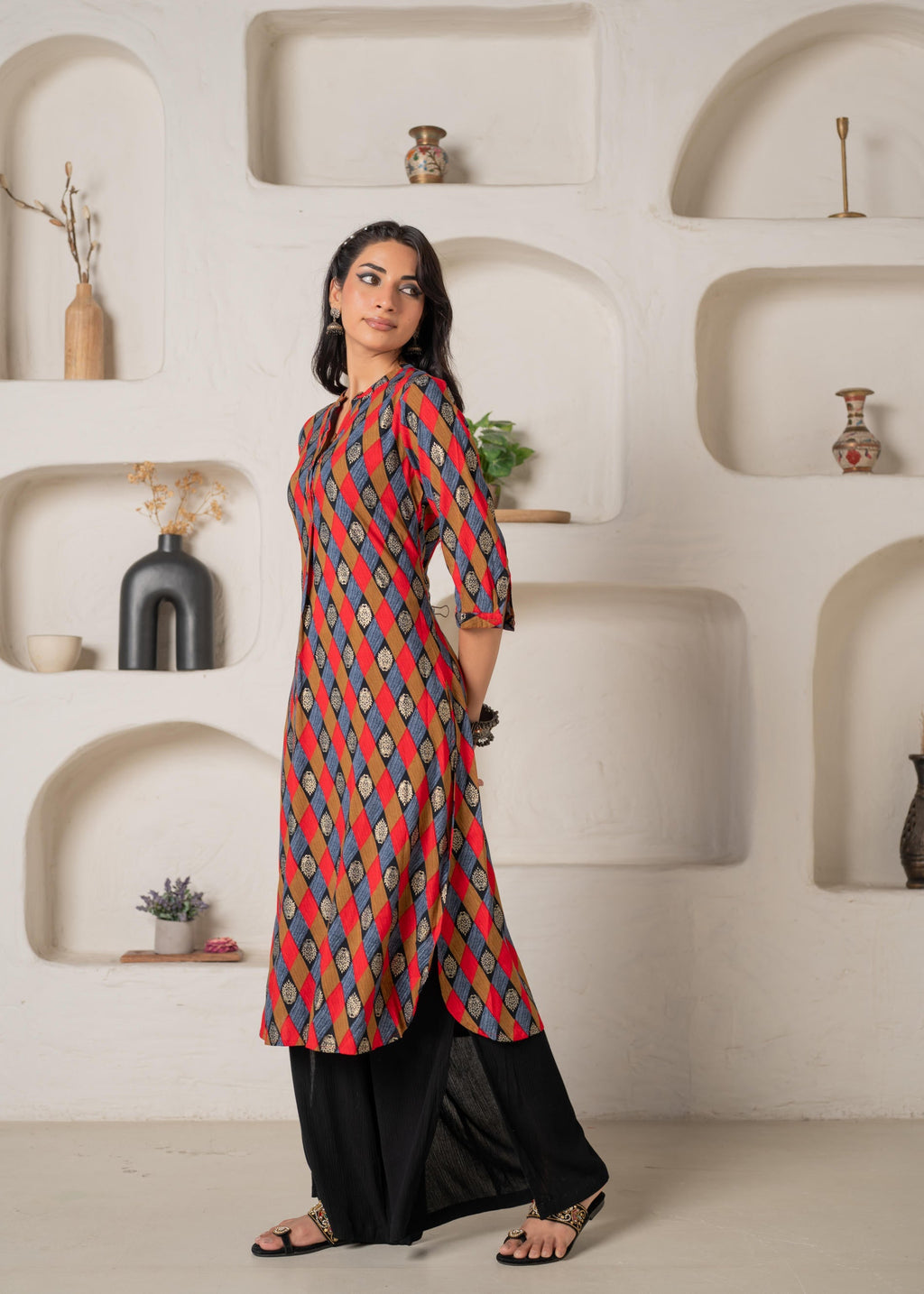 Juniper Geometric Printed Straight Kurta