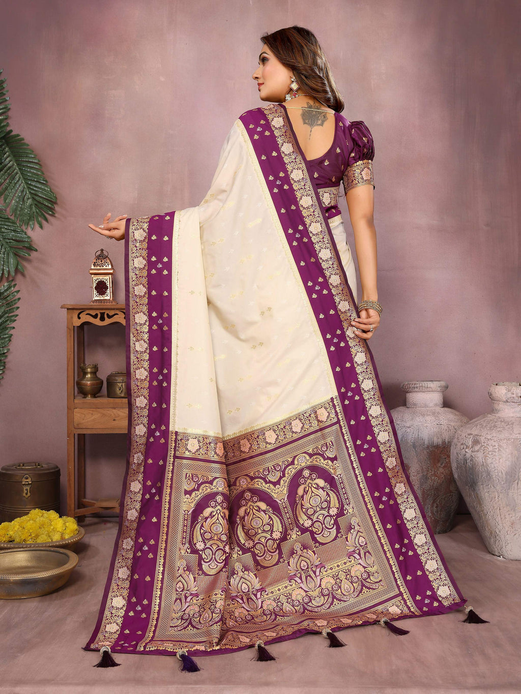 Aastha Fashion Cream Kalamkari Silk Zari Woven Saree