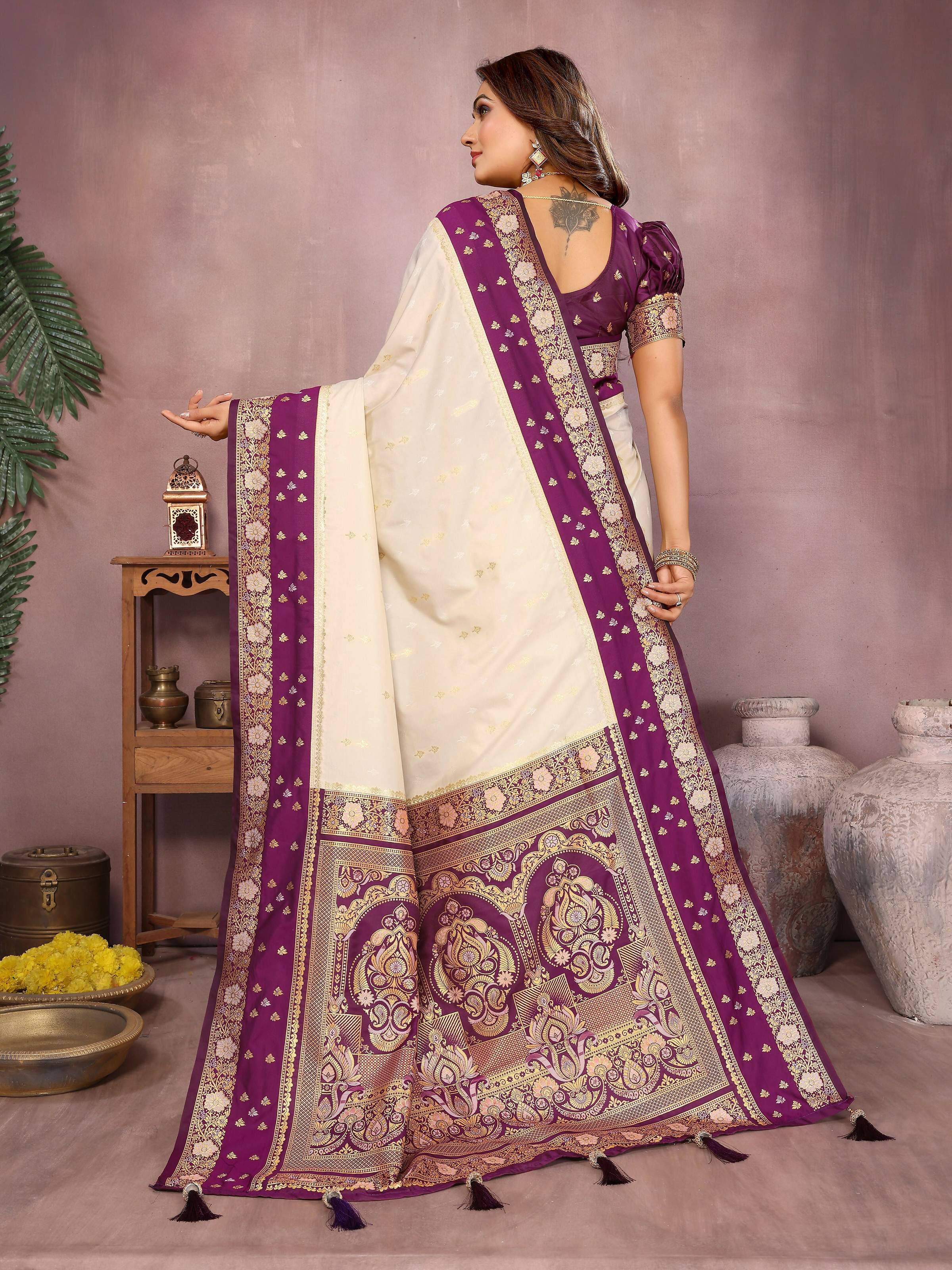 Aastha Fashion Cream Kalamkari Silk Zari Woven Saree