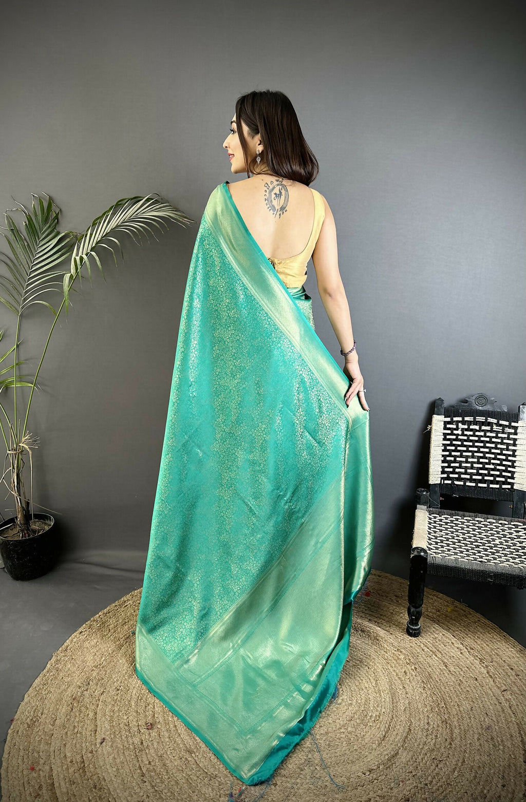 Joban Fashion Teal Floral Motifs & Ethnic Design Soft Satin Silk Kanchipuram Saree