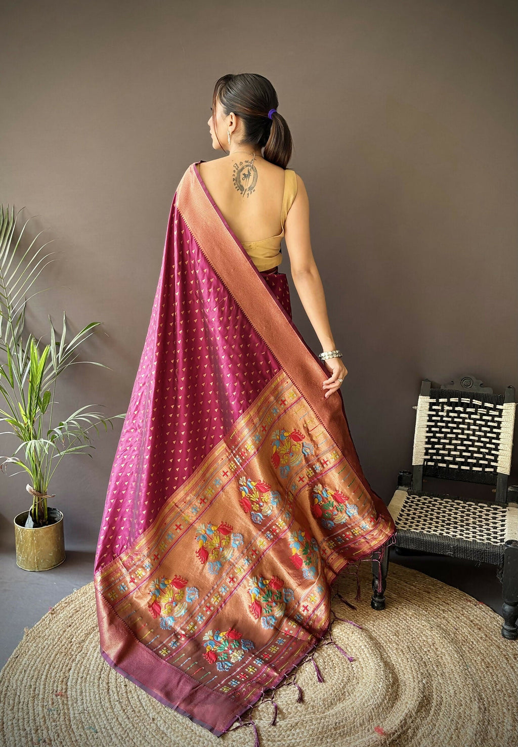 Joban Fashion Maroon Jacquard Butti Soft Lichi Silk Paithani Saree