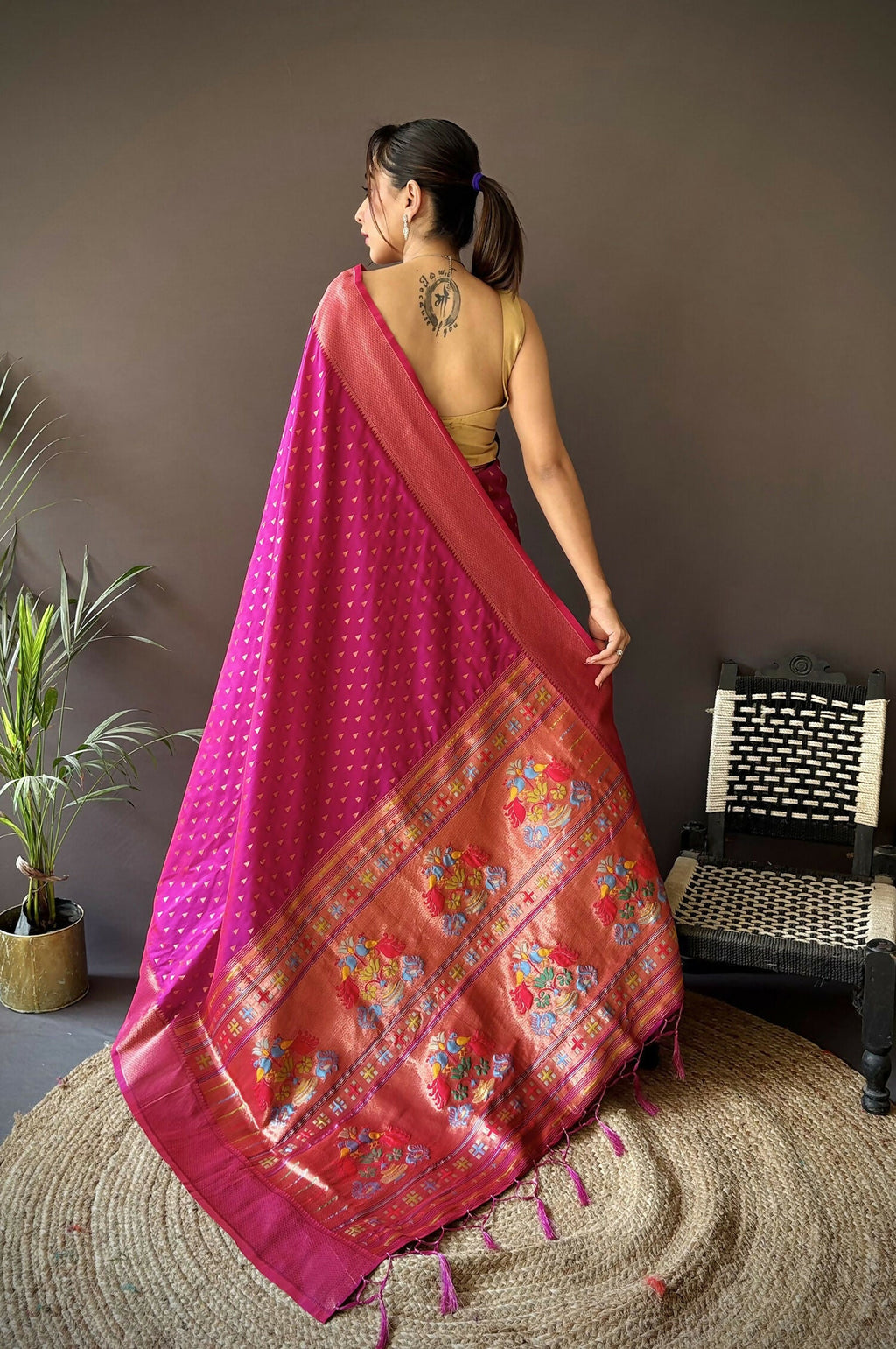 Joban Fashion Rani Pink Jacquard Butti Soft Lichi Silk Paithani Saree