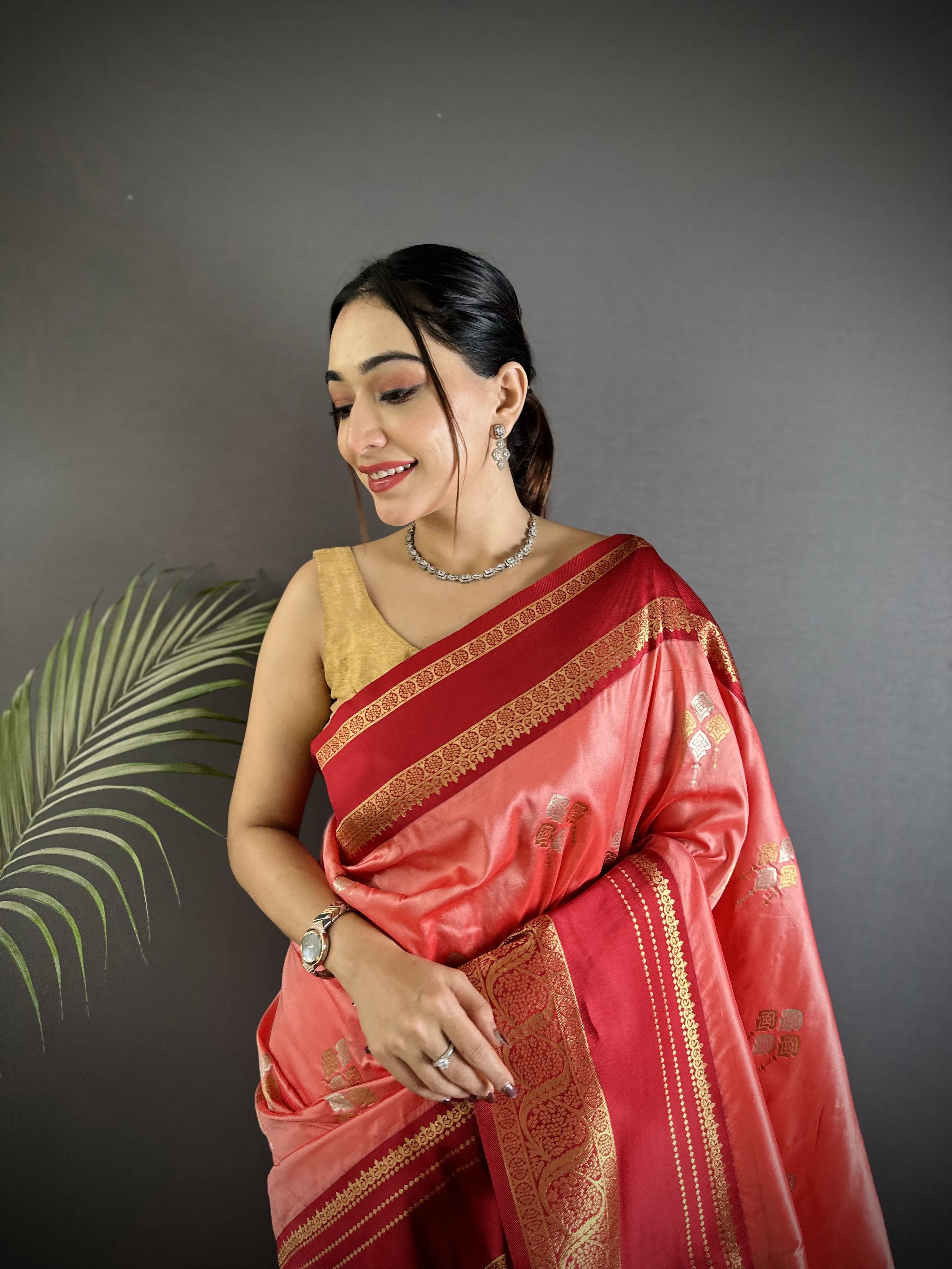 Sonakshi Women'S Gajri Premium Soft Silk Zari Woven Traditional Saree With Blouse