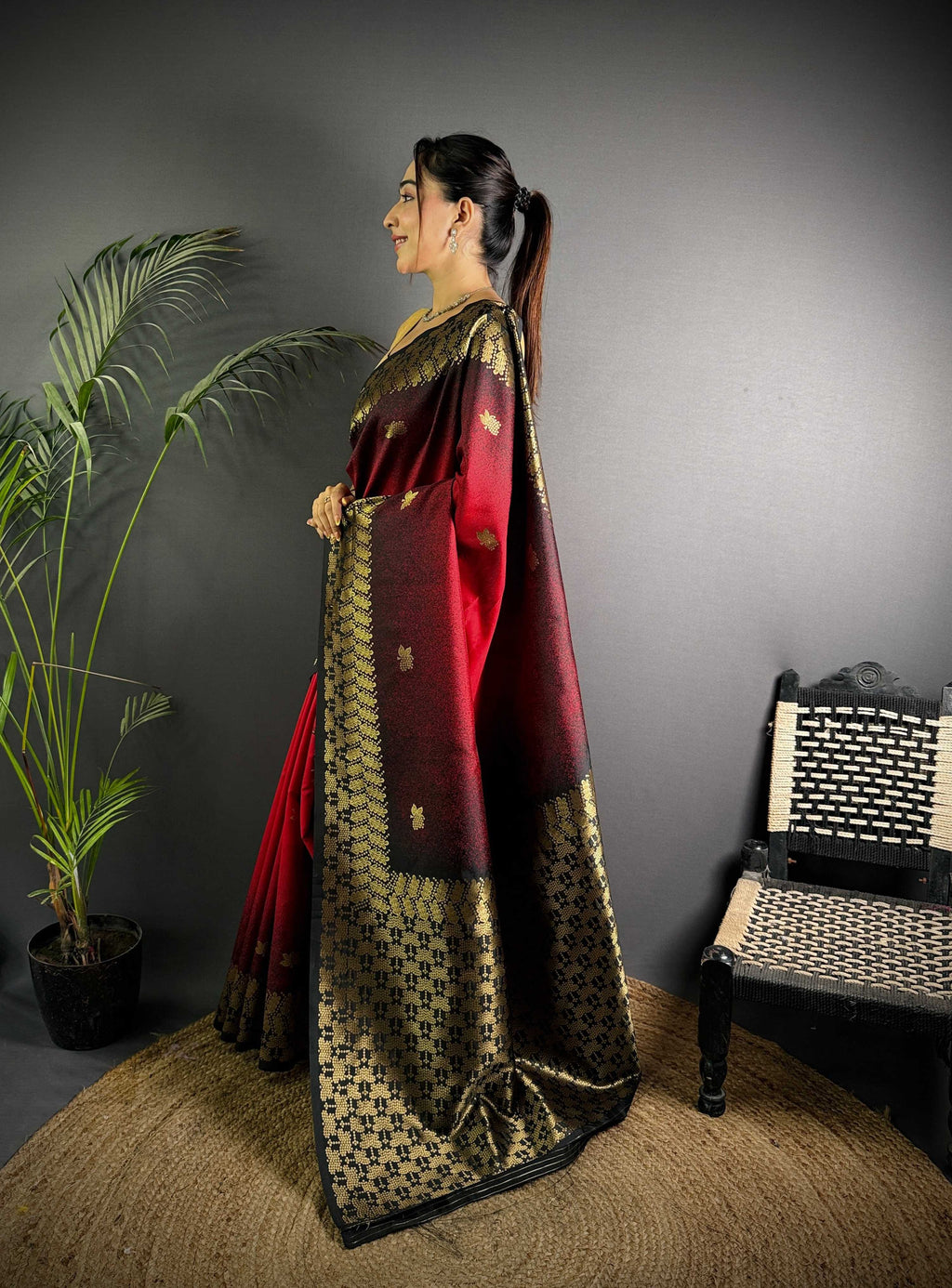 Sonakshi Women'S Red Ikkat Silk Zari Woven Traditional Saree With Blouse