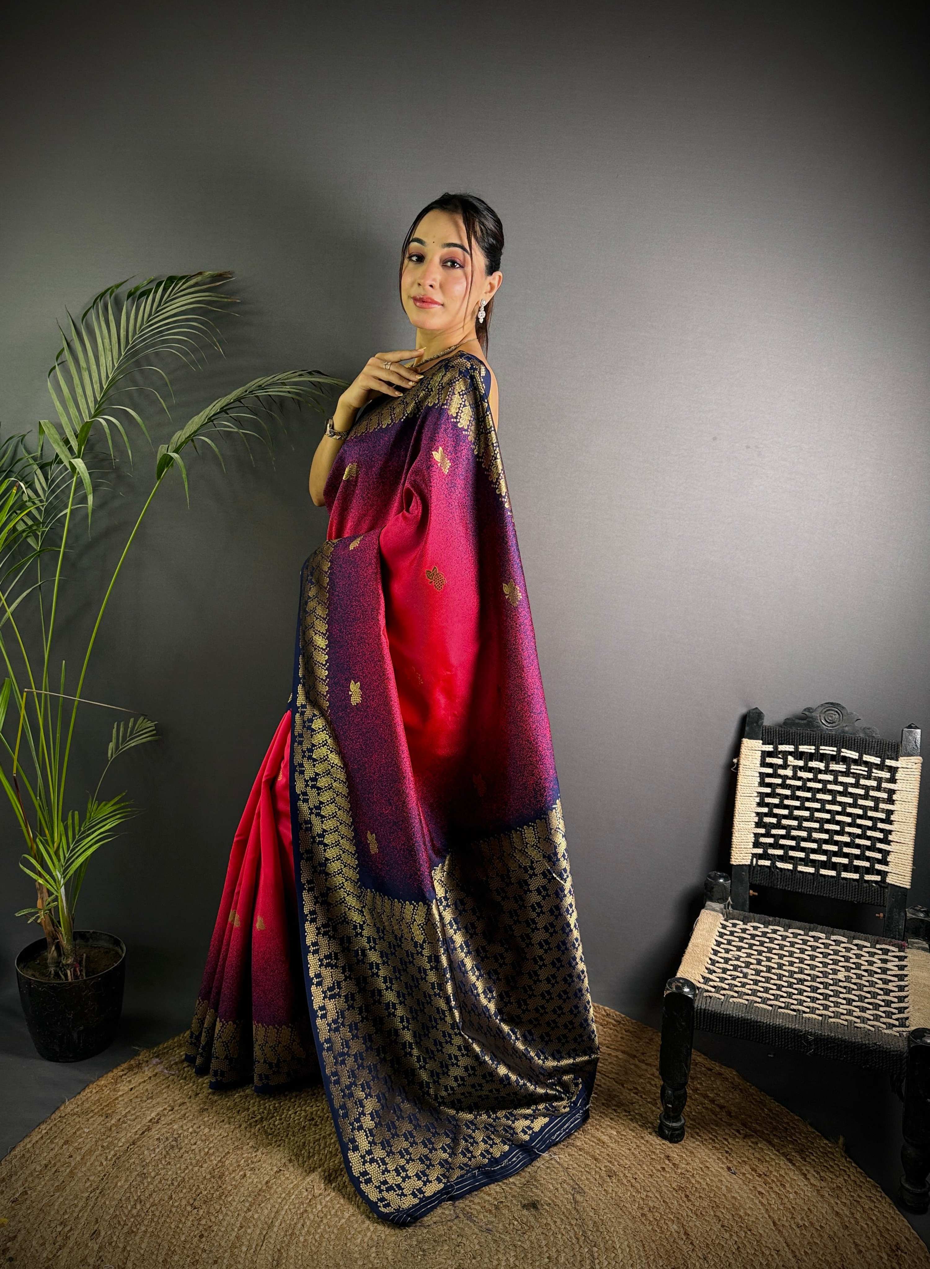Sonakshi Women'S Pink Ikkat Silk Zari Woven Traditional Saree With Blouse