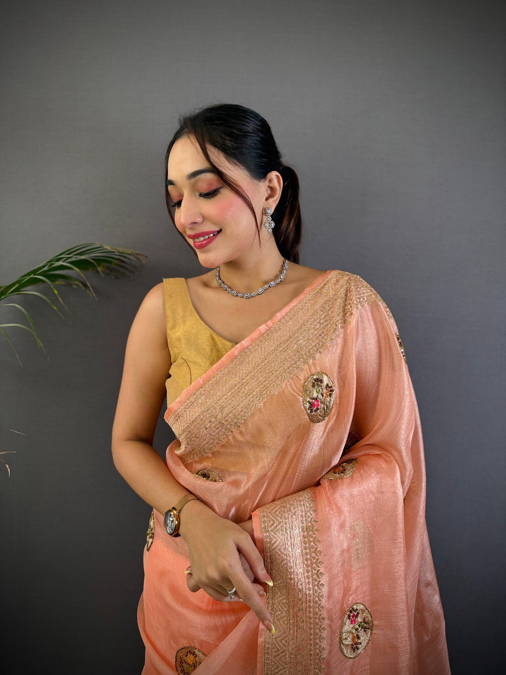 Sonakshi Women'S Peach Pure Organza Silk With Attractive Embroidery Work Traditional Saree With Blouse