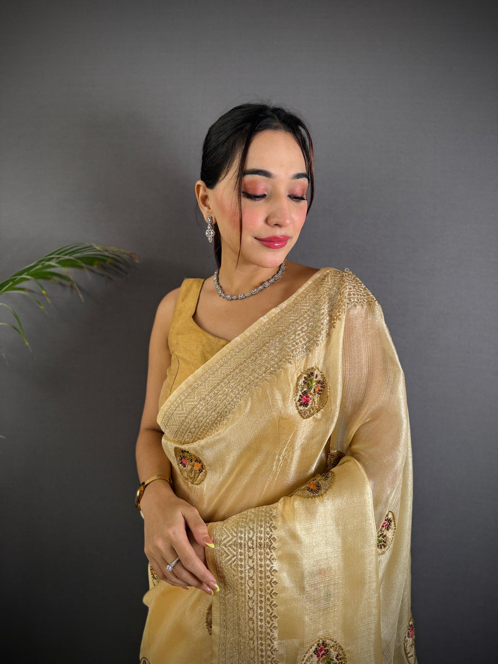 Sonakshi Women'S Chandan Pure Organza Silk With Attractive Embroidery Work Traditional Saree With Blouse