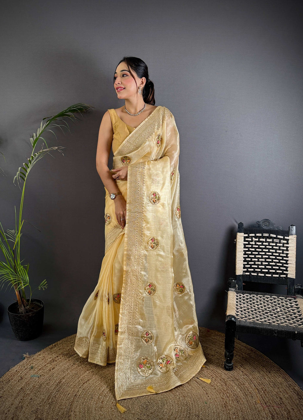 Sonakshi Women'S Chandan Pure Organza Silk With Attractive Embroidery Work Traditional Saree With Blouse