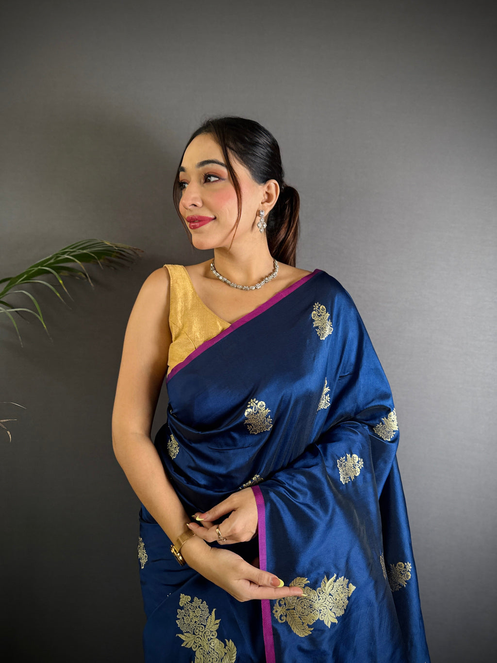 Sonakshi Women'S Blue Pure Lichi Silk With Weaving Zari Traditional Saree With Blouse