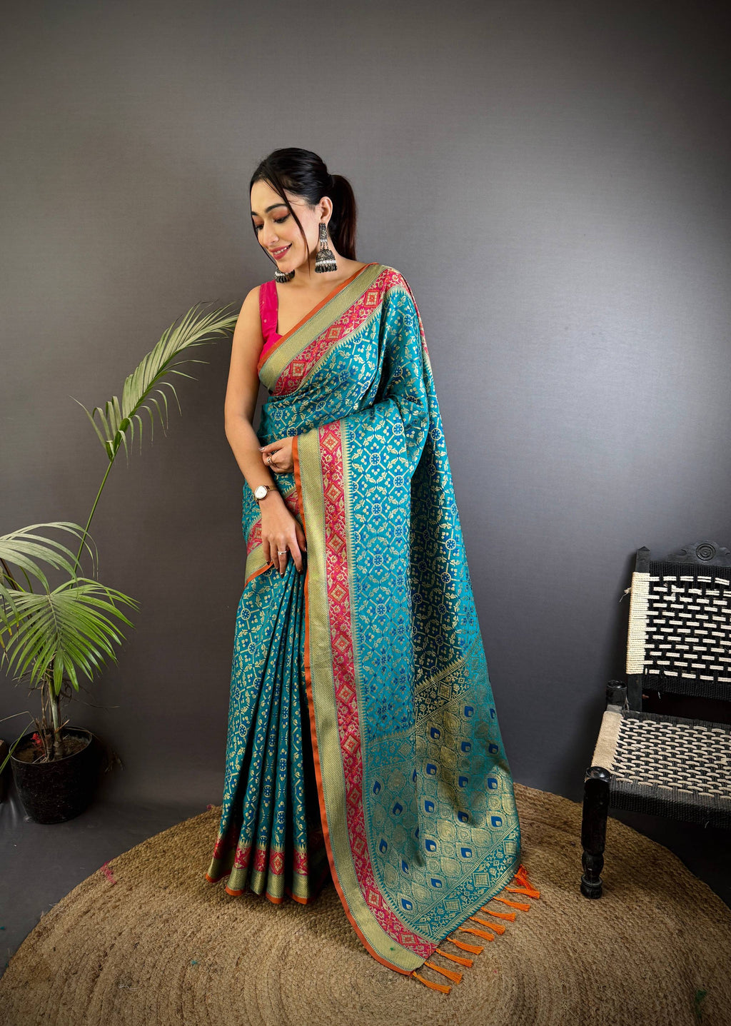 Sonakshi Women'S Teal Banarasi Soft Patola Silk With Meena & Zari Weaving Traditional Saree With Blouse