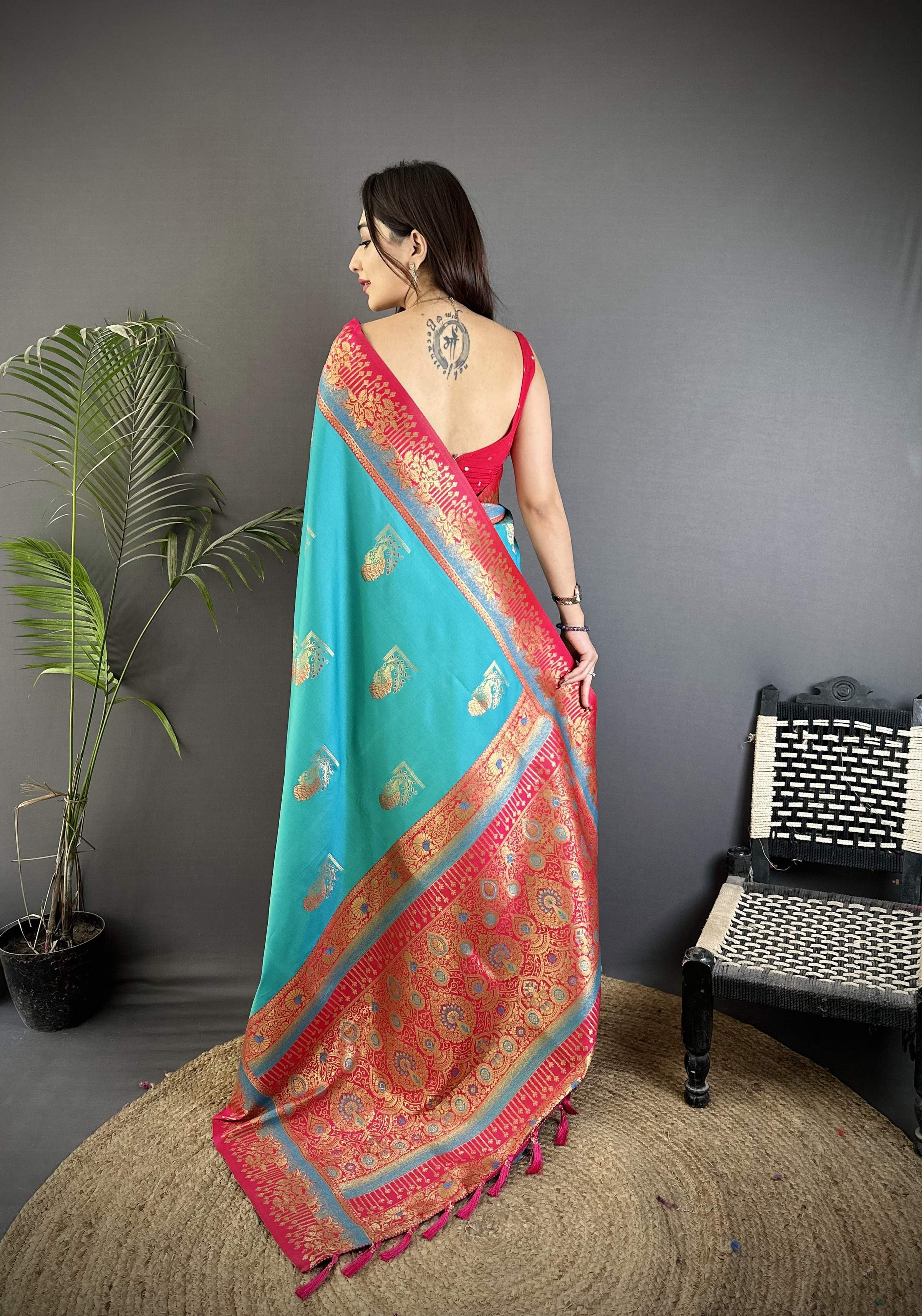 Sonakshi Women'S Teal Pure Soft Banarasi Silk With Contrast Weaving Border And Pallu Traditional Saree With Blouse