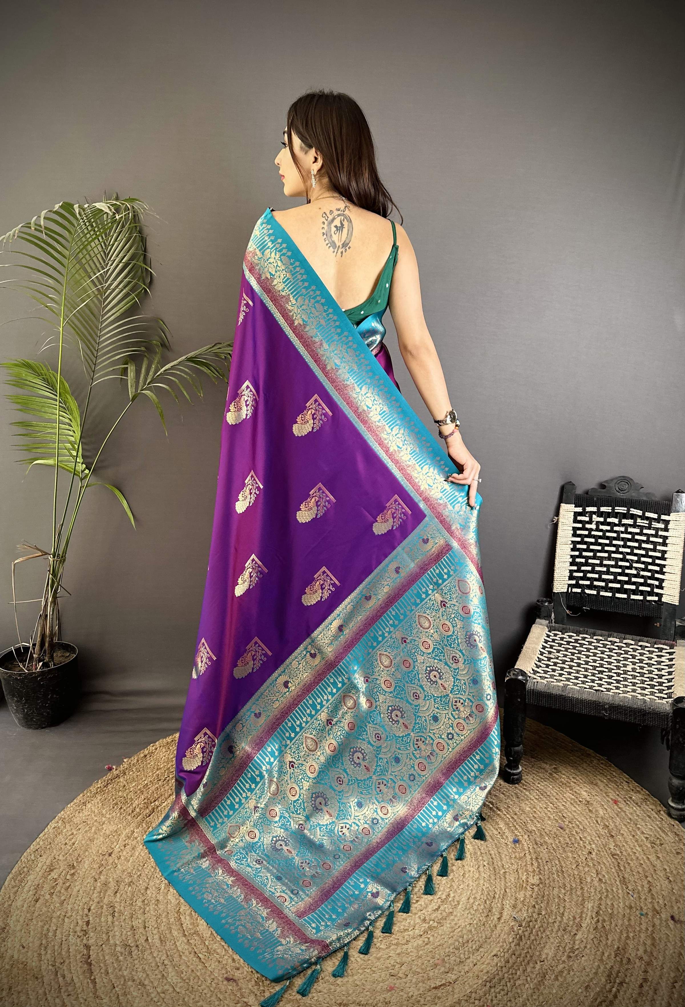 Sonakshi Women'S Blue Pure Soft Banarasi Silk With Contrast Weaving Border And Pallu Traditional Saree With Blouse