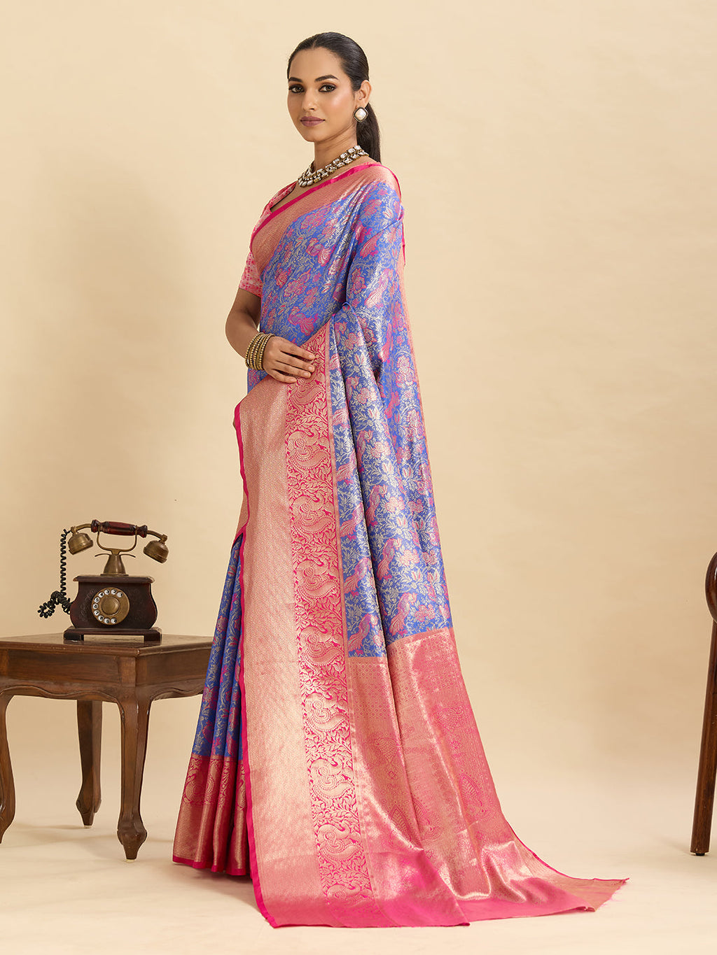 Vedant Vastram Soft Litchi Silk Kanjeevaram Silk Jacquard Saree - Lavender