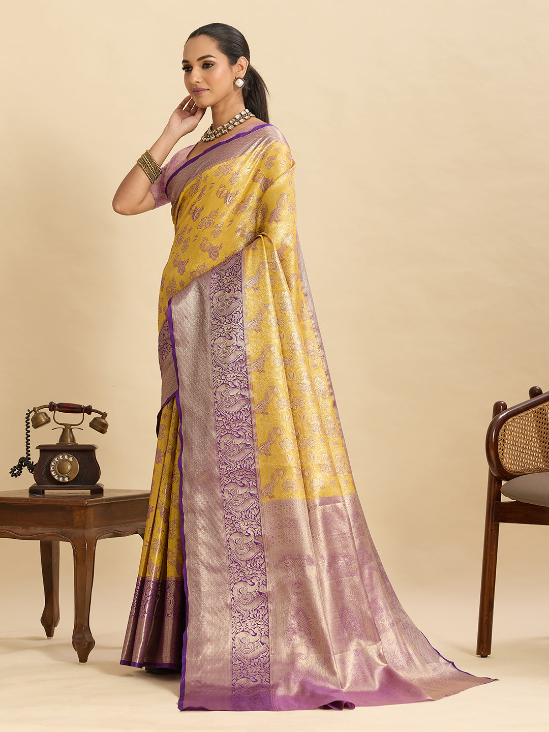Vedant Vastram Soft Litchi Silk Kanjeevaram Silk Jacquard Saree - Yellow