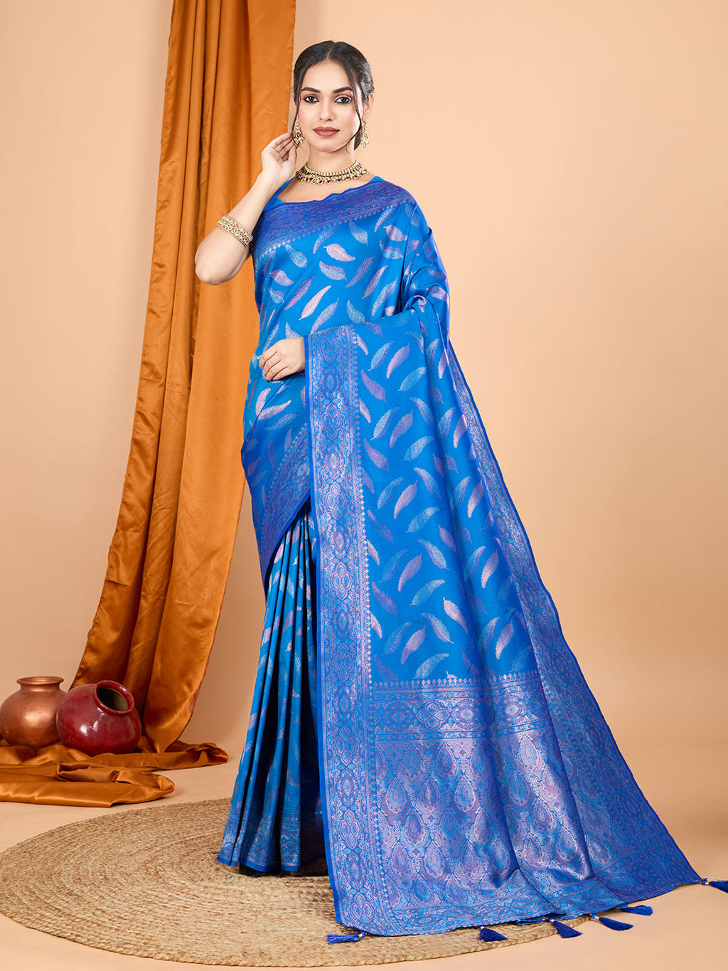Vedant Vastram Soft Litchi Silk Banarasi Silk Jacquard Saree - Blue