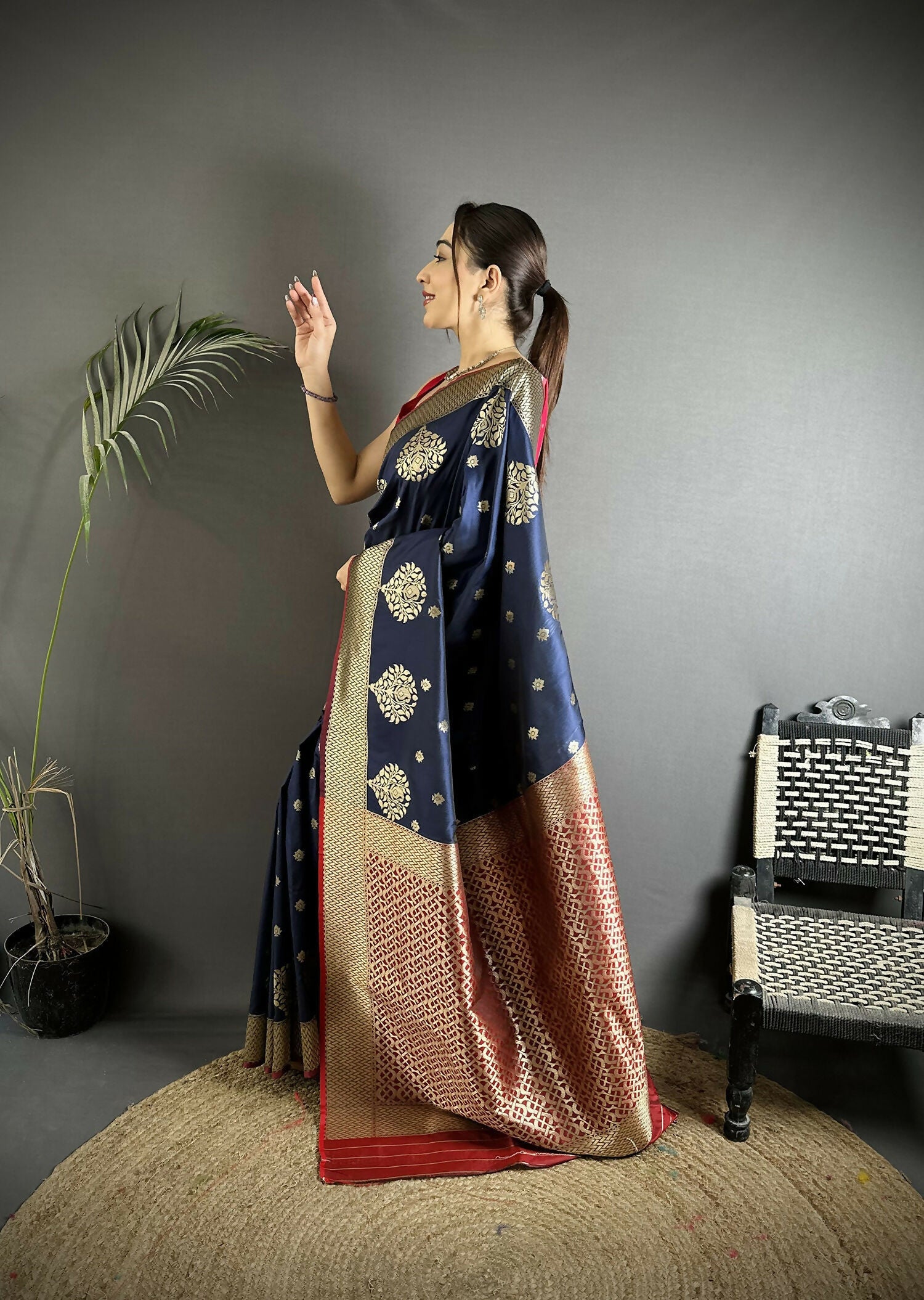 Joban Fashion Navy Blue Woven Butti Soft Silk Banarasi Silk Saree