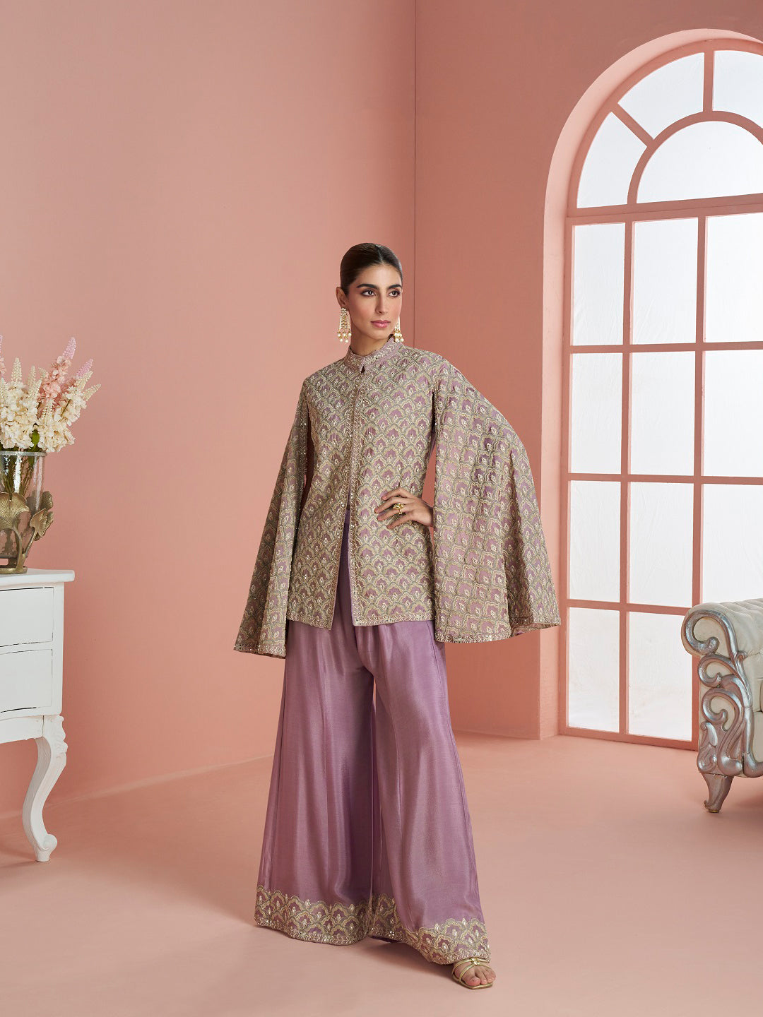 Evanik Women Mauve & Gold Printed Cape Style Kurta With Flared Palazzo Pants
