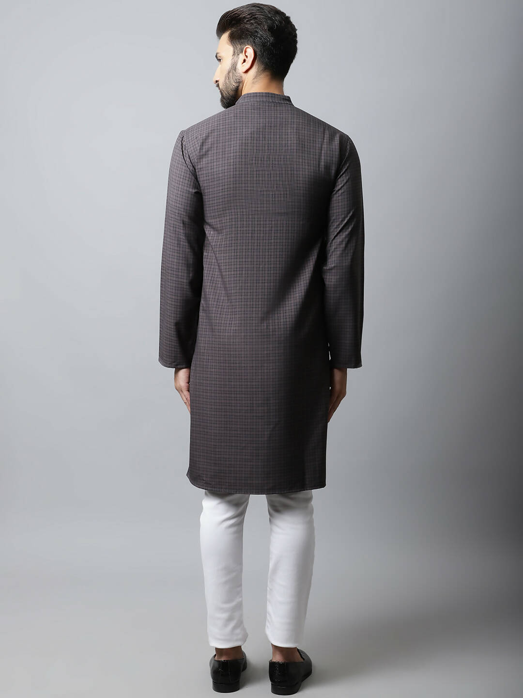 Even Apparels Black Color Pure Cotton Men's Kurta With Band Collar (CHK1166)