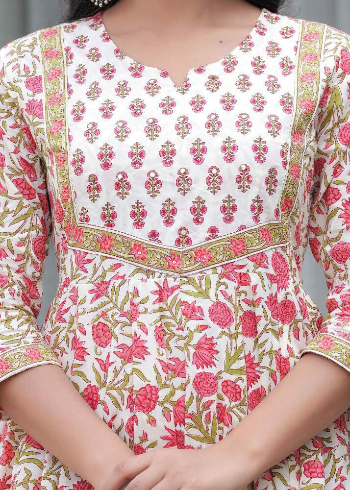 Jaimini Women Cotton Printed Round Neck Calf Length Flared Kurta Pant And Dupatta Set