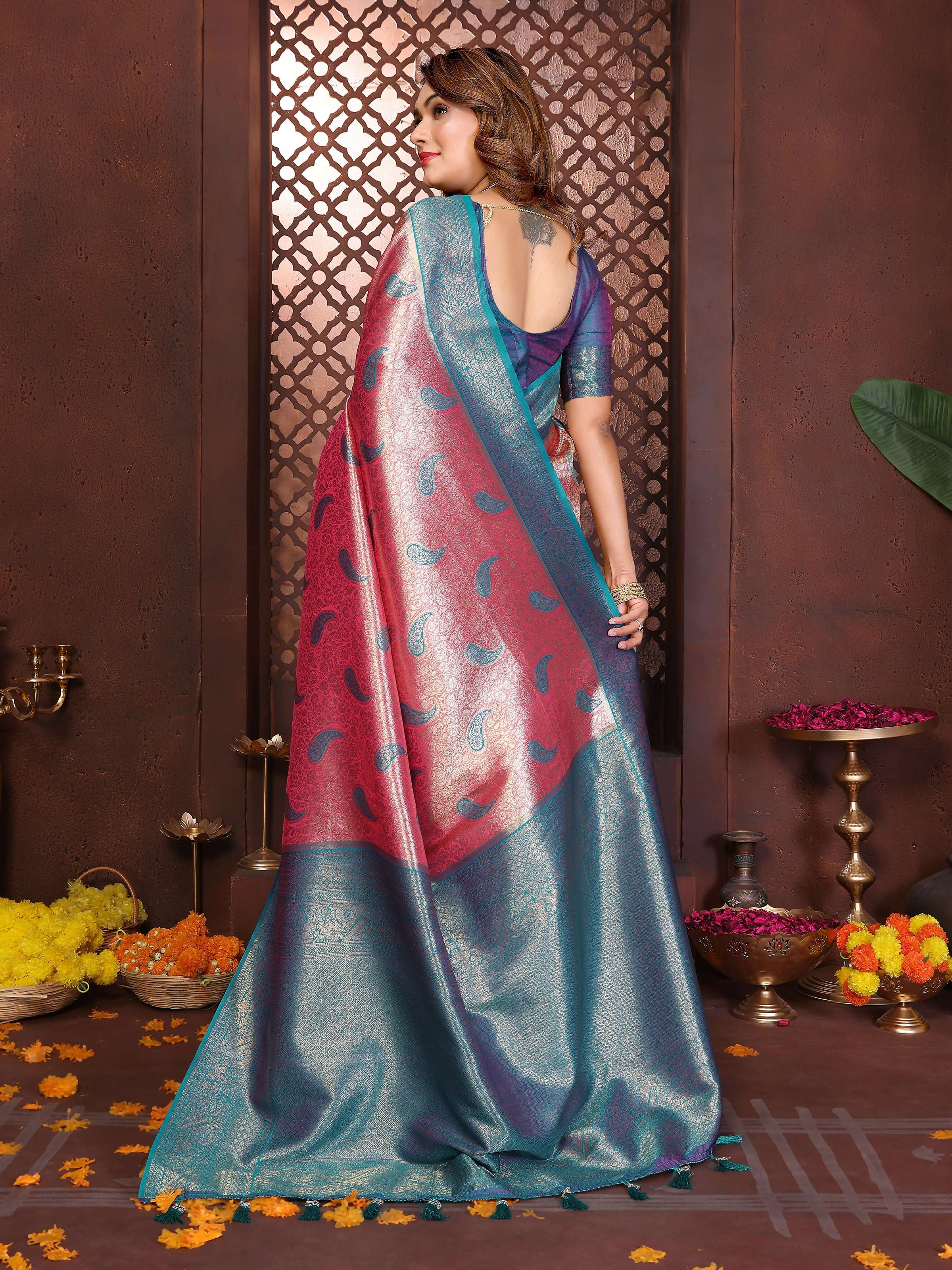 Aastha Fashion Magenta Tissue Silk Weaving Saree