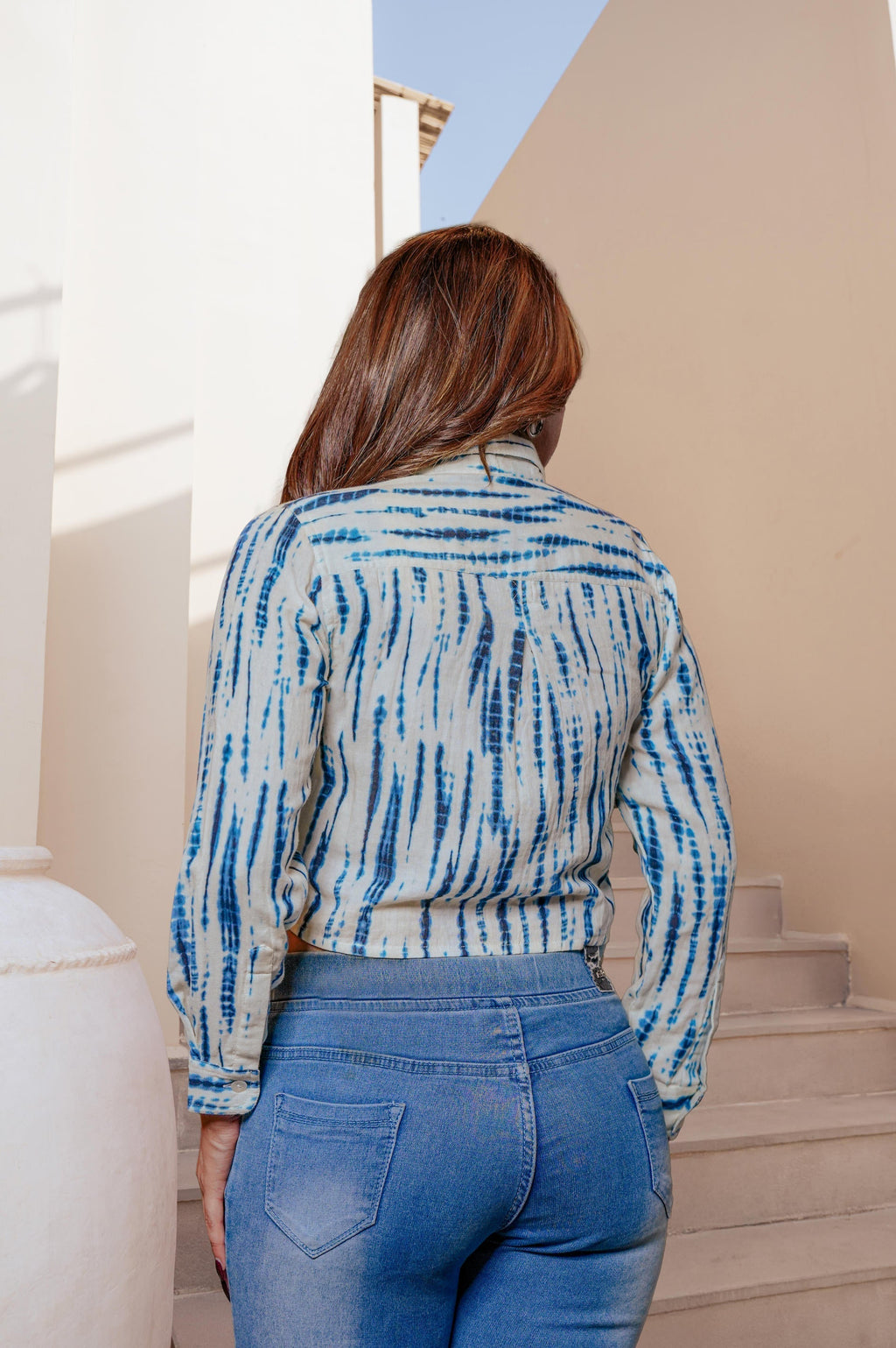 Juniper Lamora Indigo Blue & White Tie-Dye Striped Shirt Crop Top With Front Knot