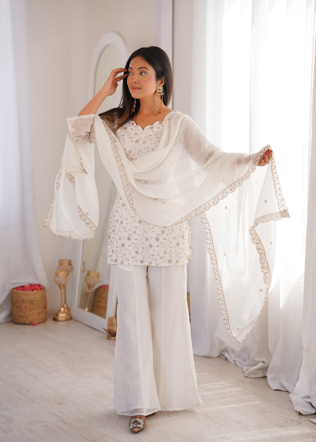 Evanik Off White Crunchy Silk Embroidery Sequins And Zari Work Kurta Pants With Dupatta
