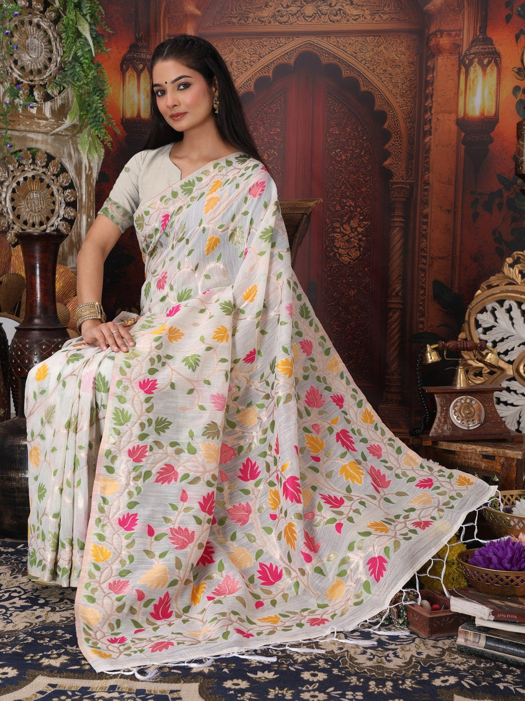 Anaita White Linen Printed Saree With Blouse