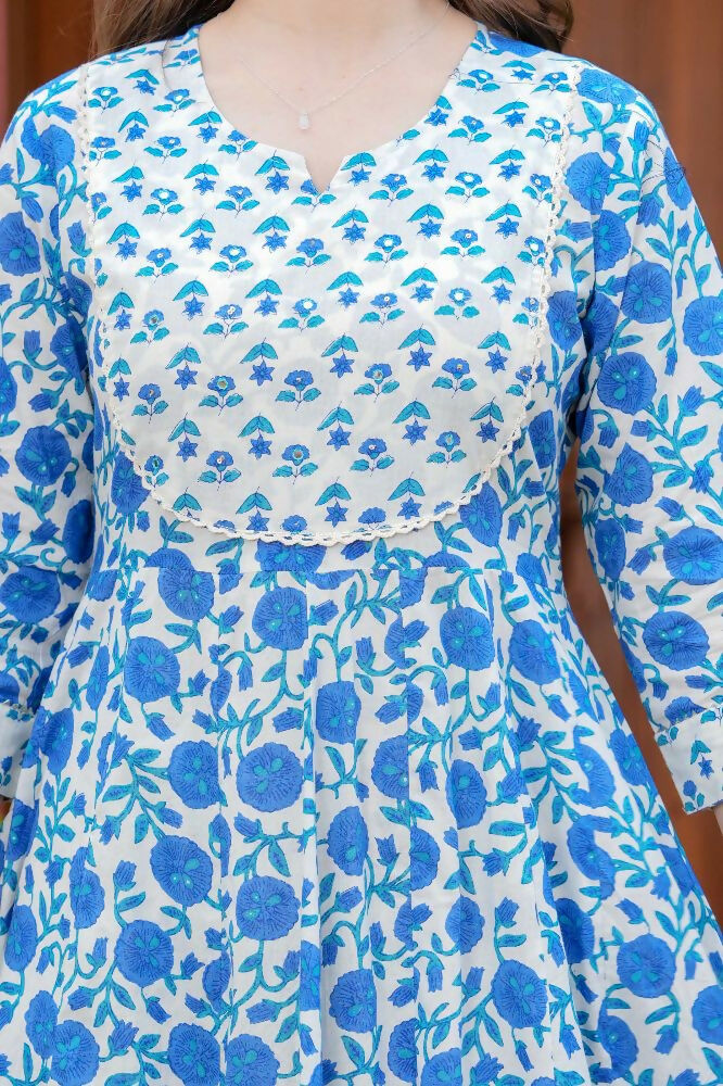 Jaimini Women Cotton Printed Round Neck Calf Length Flared Kurta Pant And Dupatta Set
