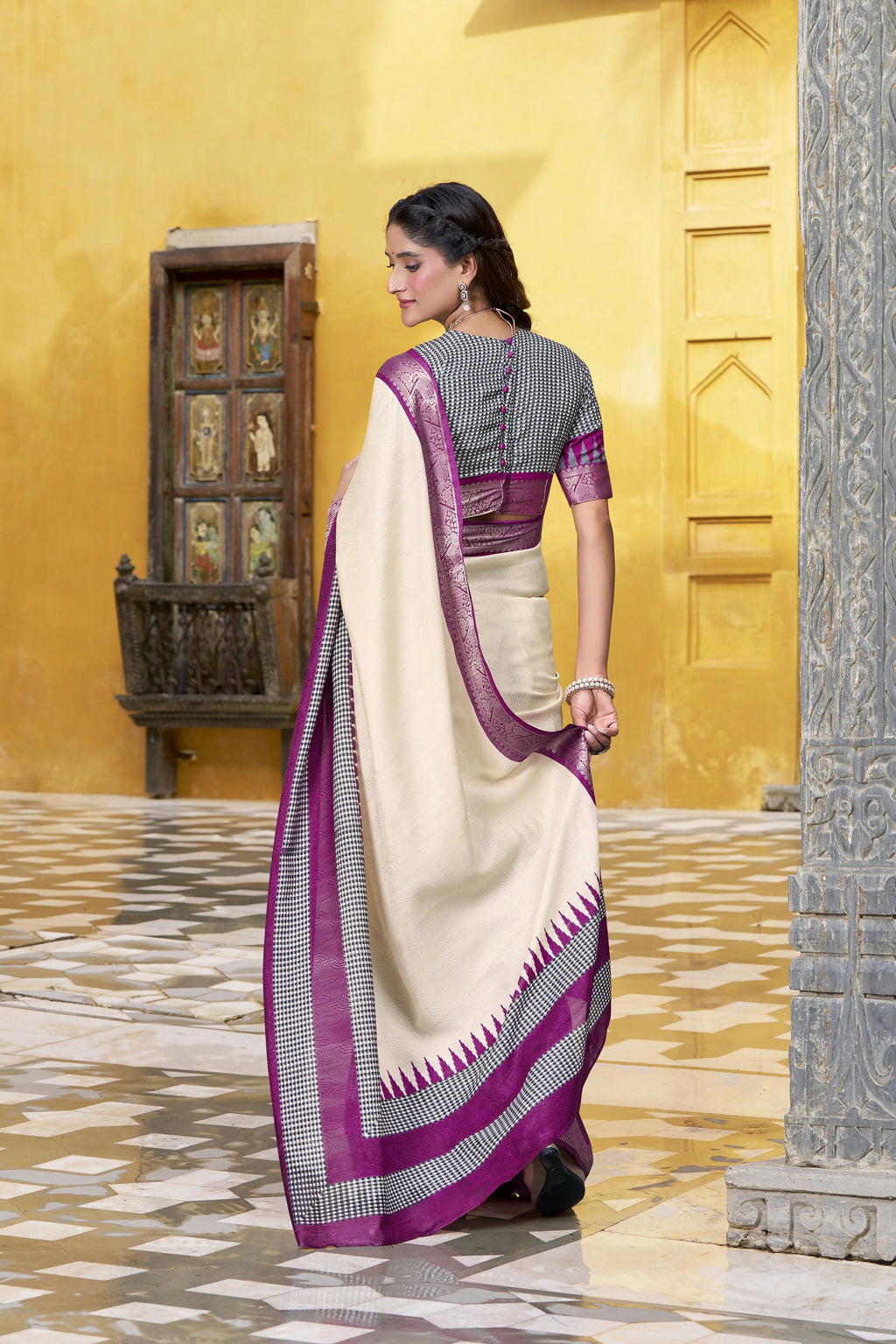 Vastranavya Off White Printed with Zari Weaving Work Poly Cotton Saree & Unstitched Blouse