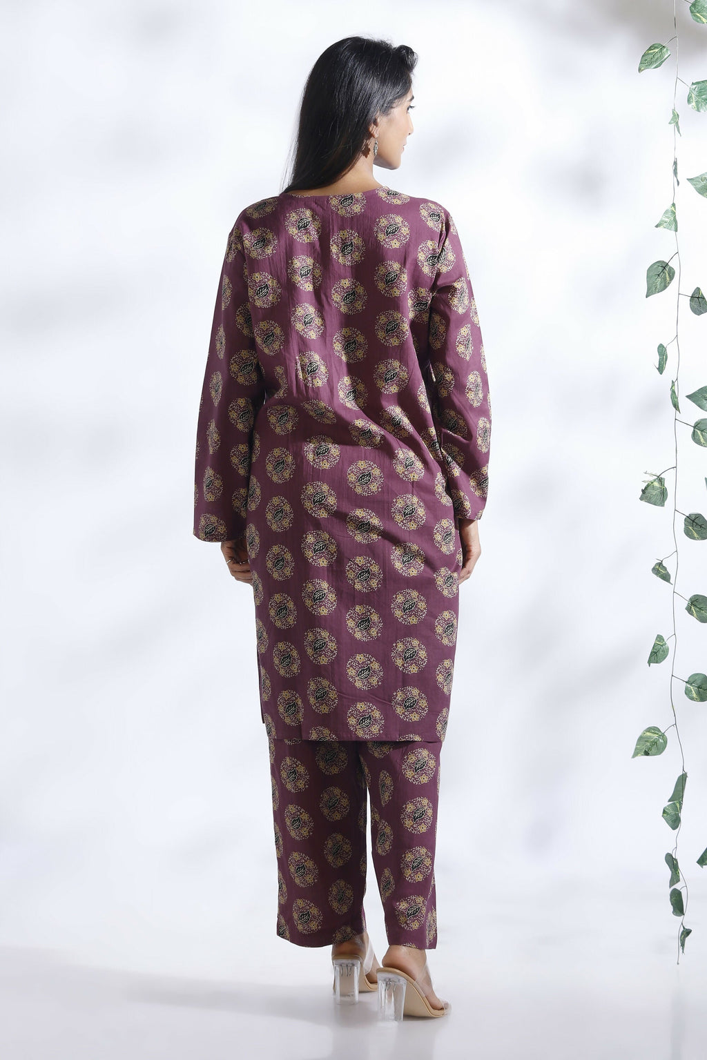 Breathables Wine Butta Print Cotton Kurta & Pants Set