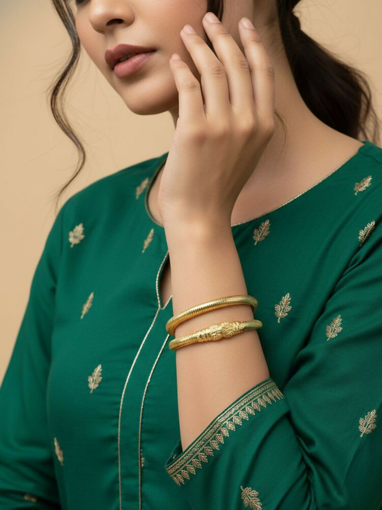 NVR Women Set of 2 Gold Plated Traditional Kada Bangle