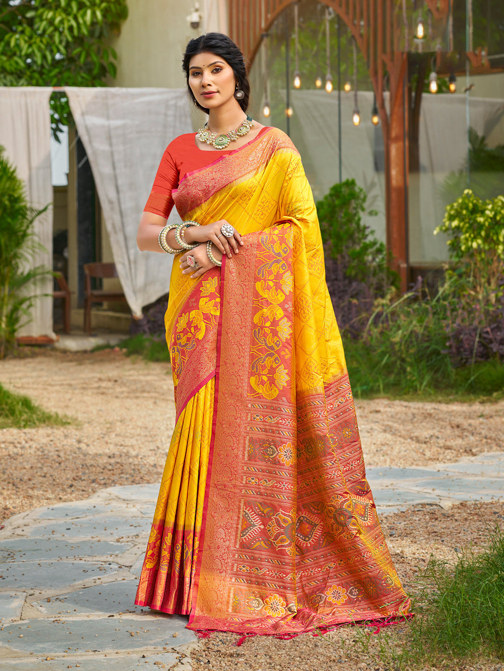Anaita Yellow Soft Silk Saree With Floral Printed Work With Blouse