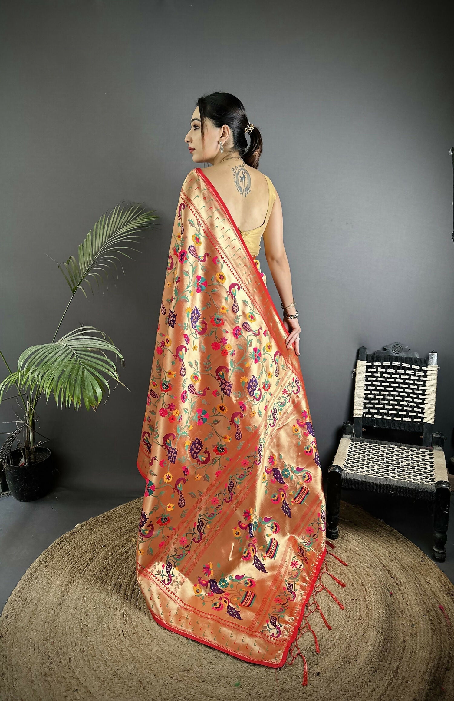 Joban Fashion Pastel Red Peacocks Flowers & Leaves Soft Silk Paithani Saree