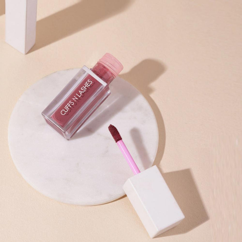 CUFFS N LASHES Matte Liquid Lipstick - 04 Duggs