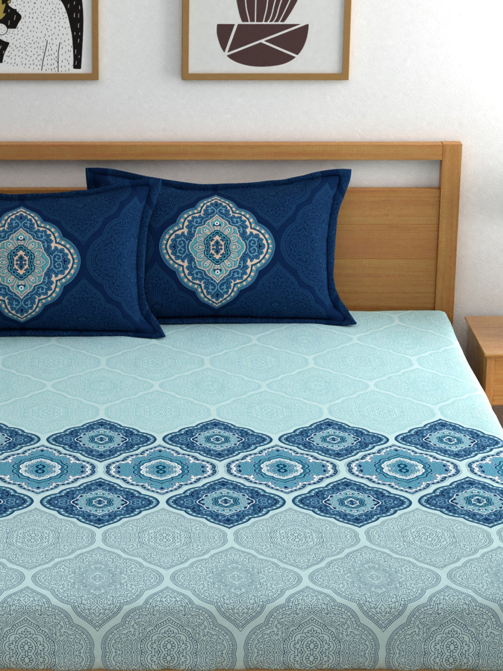 Dreamscape Blue & Turquoise Blue 140 TC Pure Cotton Bedsheet with Pillow Covers