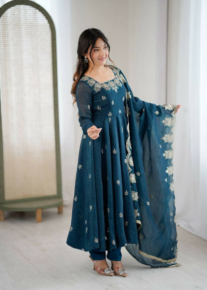 Teeya Creation Morepeach Color Crunchy Silk Embroidery Work Wedding Wear Gown