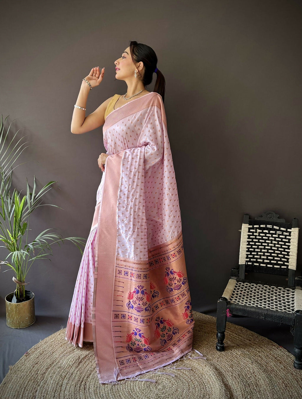 Joban Fashion Lavender Jacquard Butti Soft Lichi Silk Paithani Saree
