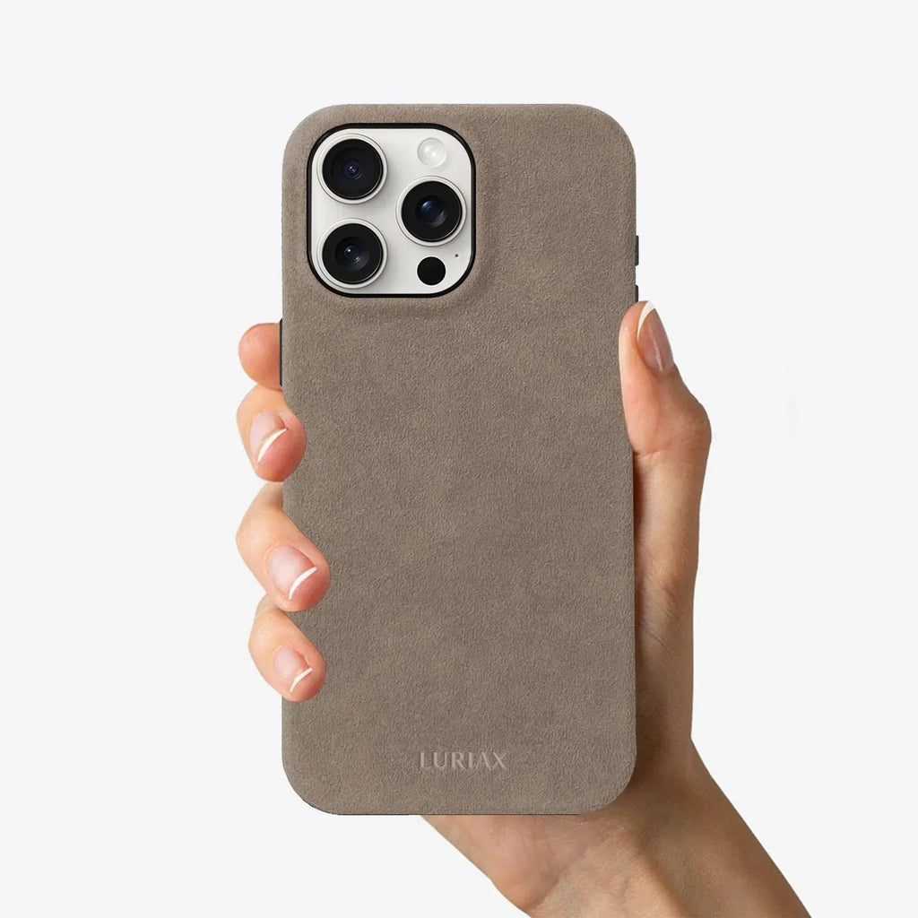 Signature iPhone 15 Case