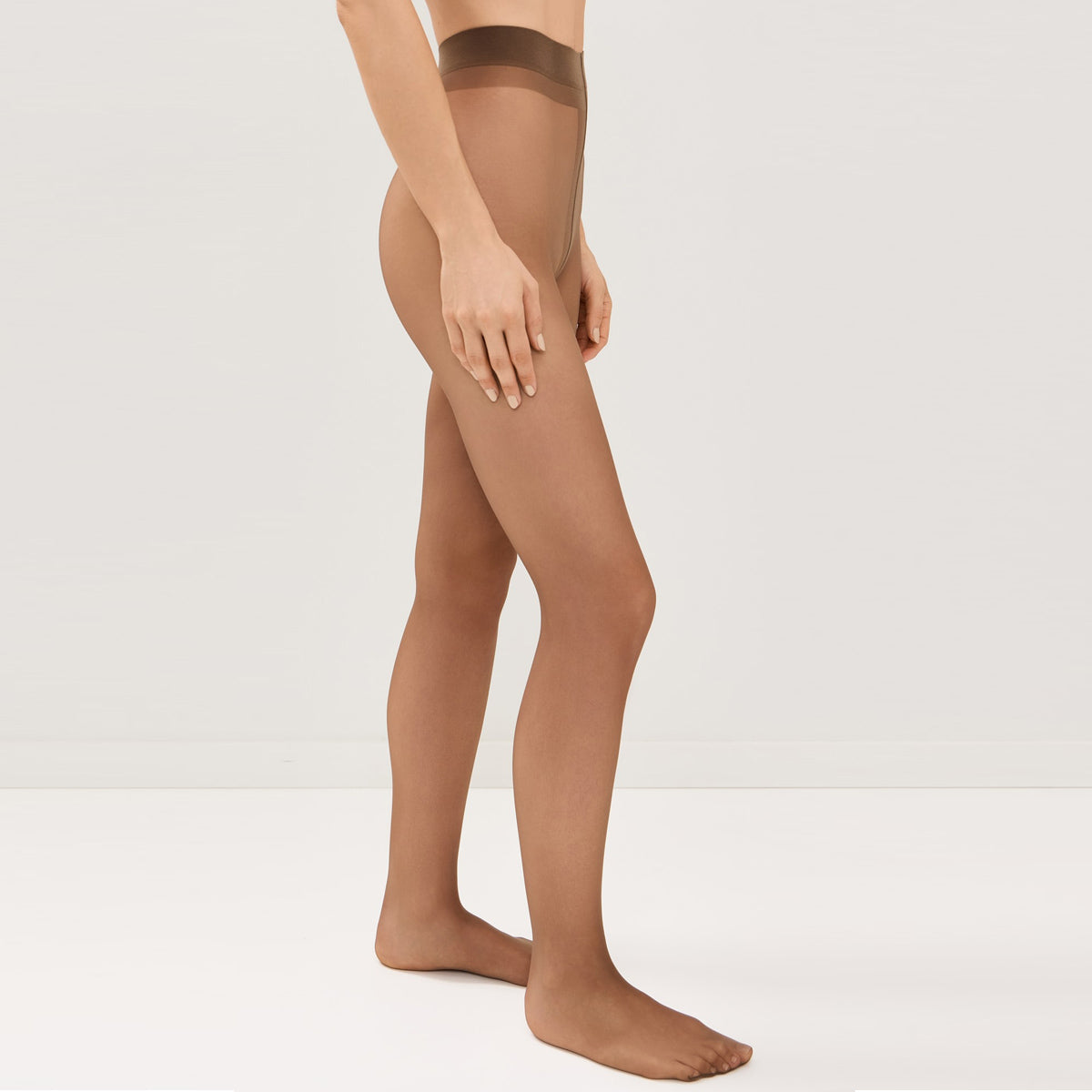 Avery Sheer 10 Tights